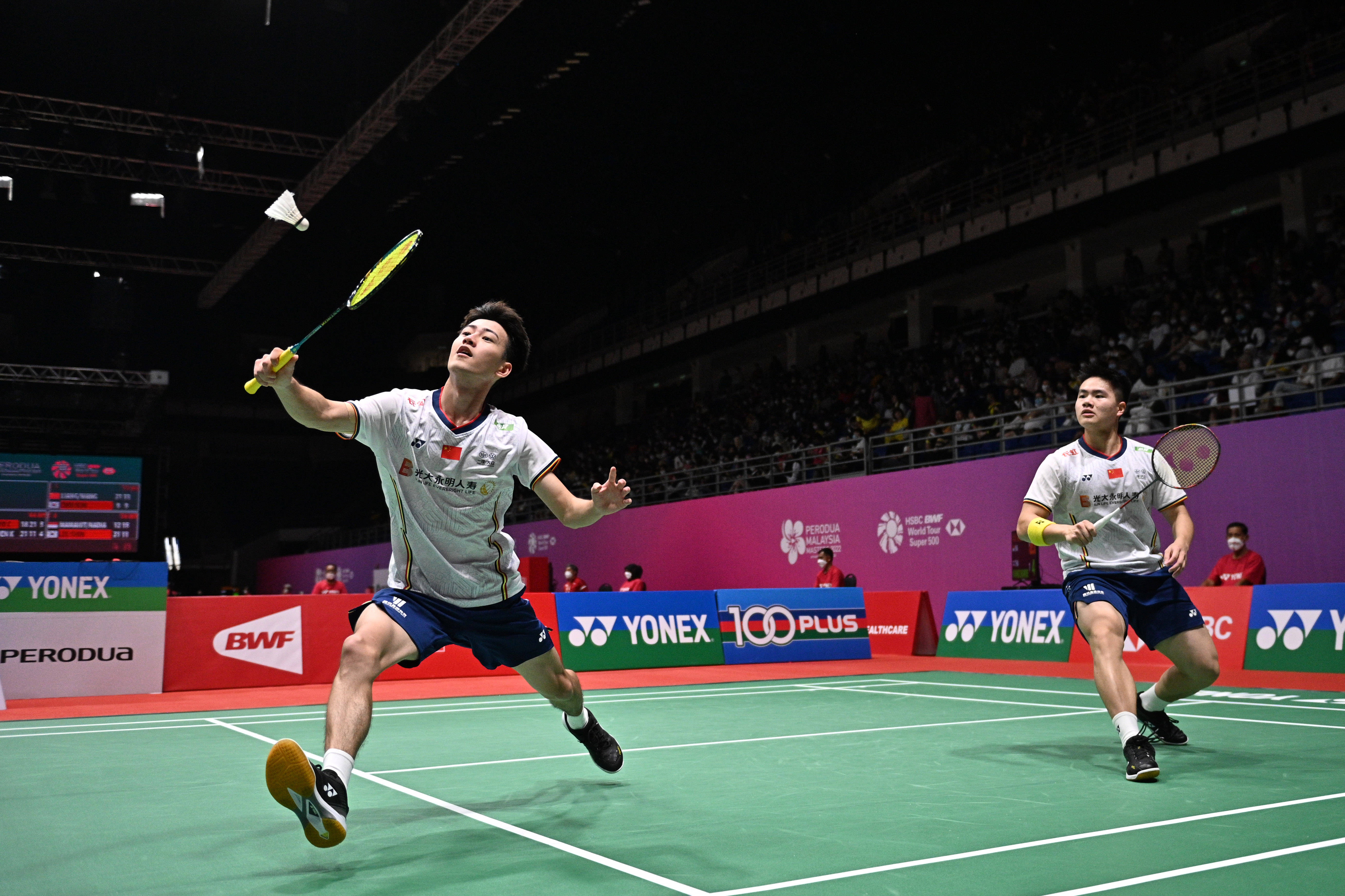 包含马来西亚队员在比赛中展现出色表现，赢得决胜球的词条