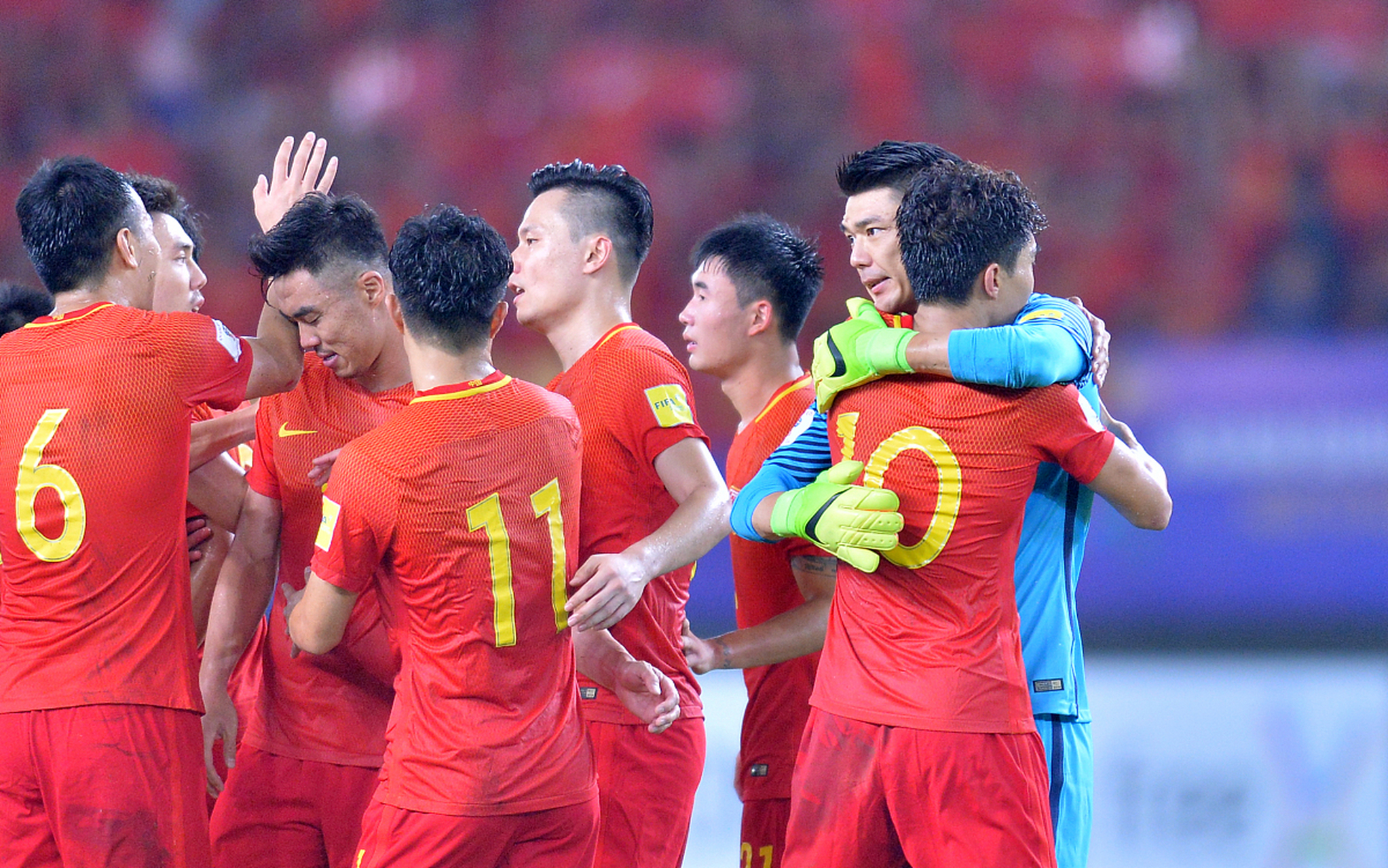 中国官网-顶级球队在赛场上展现出强劲实力