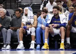 APP下载-勇士主场遭遇一波三折，险胜对手(勇士主场遭遇一波三折,险胜对手是谁)